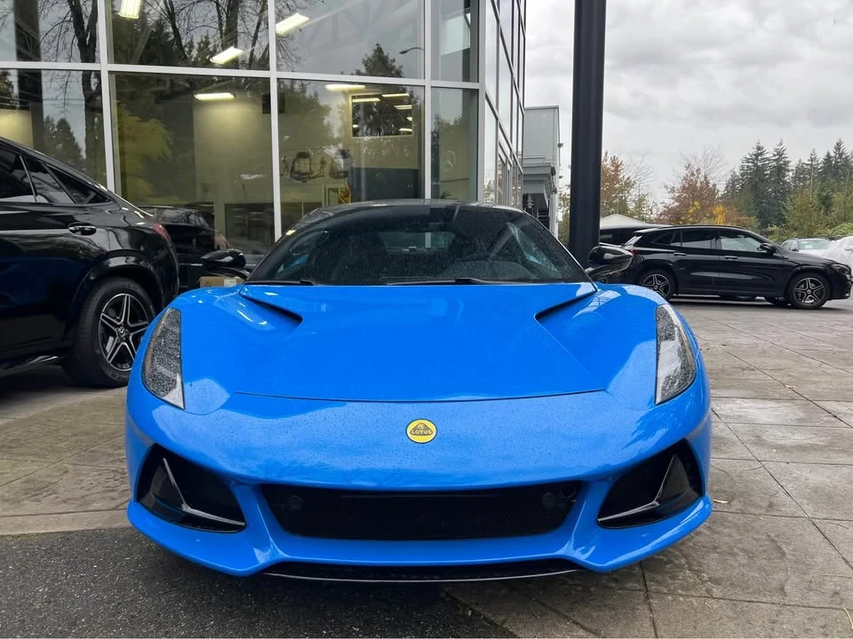 2024 Lotus Emira - Image 5 of 13