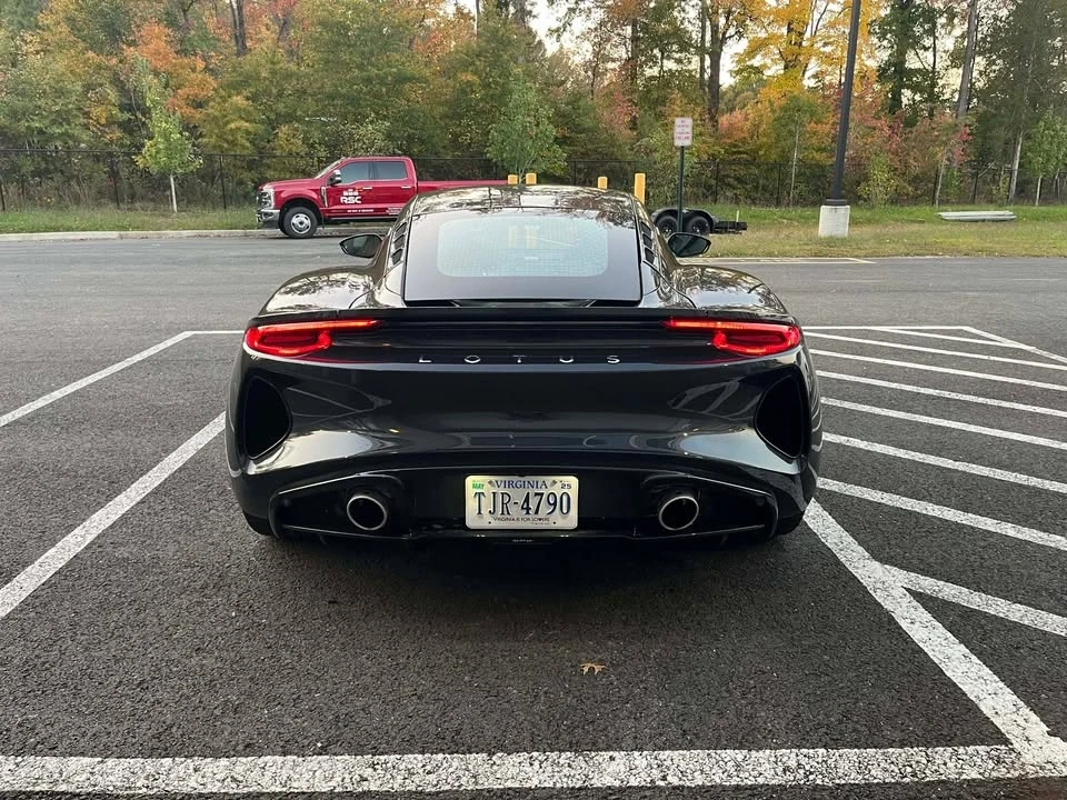 2024 Lotus Emira - Image 6 of 11