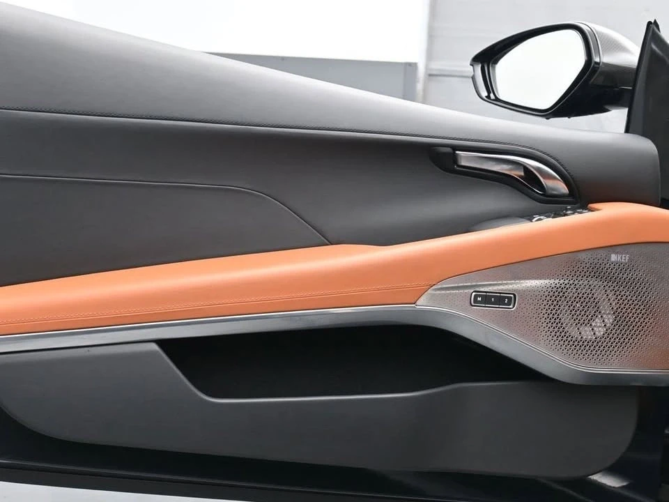 2024 Lotus Emira - Image 9 of 20
