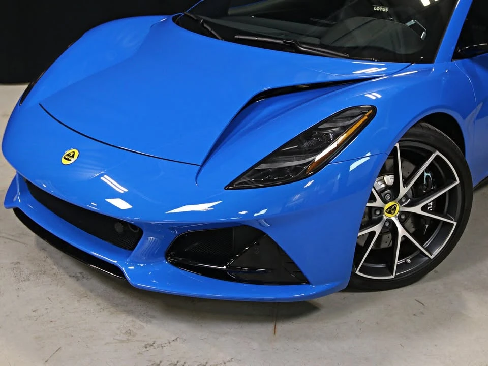 2024 Lotus Emira - Image 2 of 18