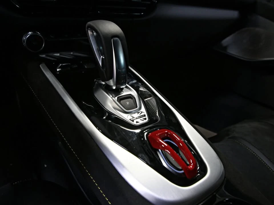 2024 Lotus Emira - Image 14 of 18
