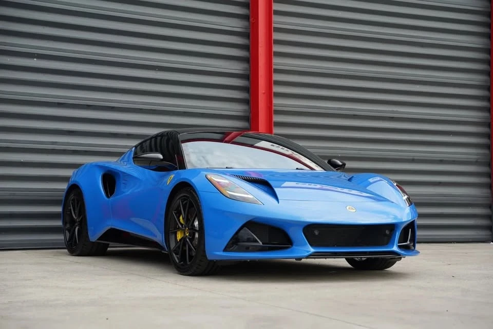 2024 Lotus Emira - Image 7 of 18