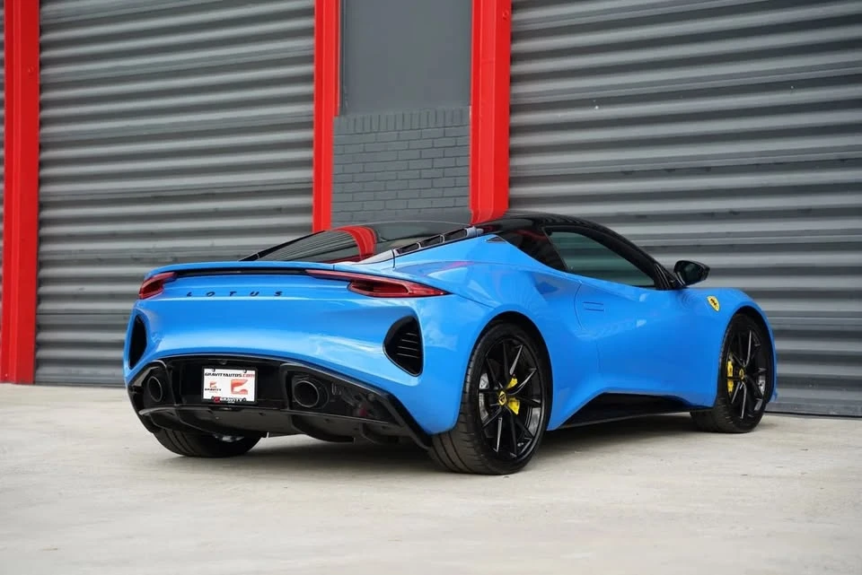 2024 Lotus Emira - Image 4 of 18