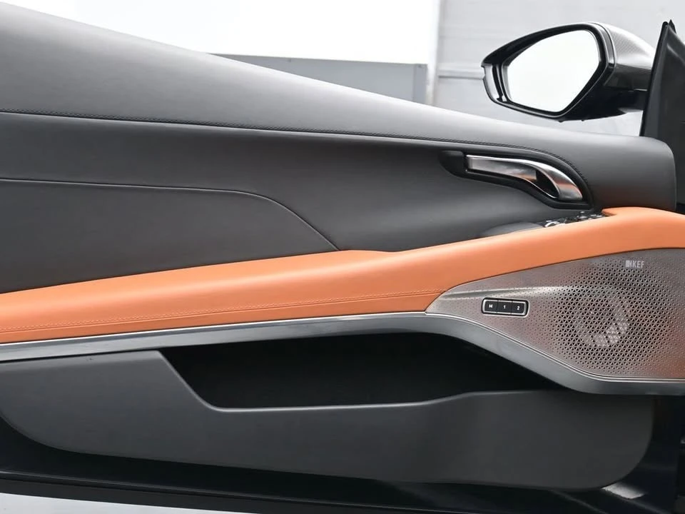 2024 Lotus Emira - Image 9 of 20