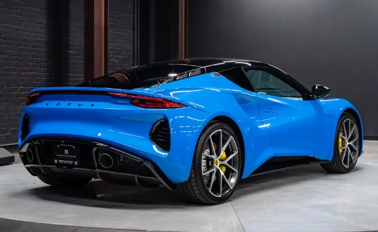 2024 Lotus Emira - Image 4 of 8
