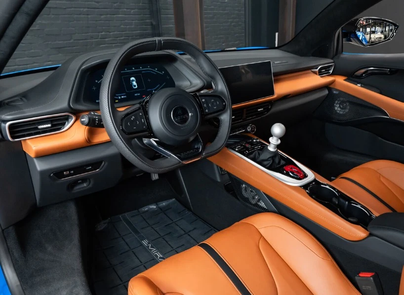 2024 Lotus Emira - Image 5 of 8