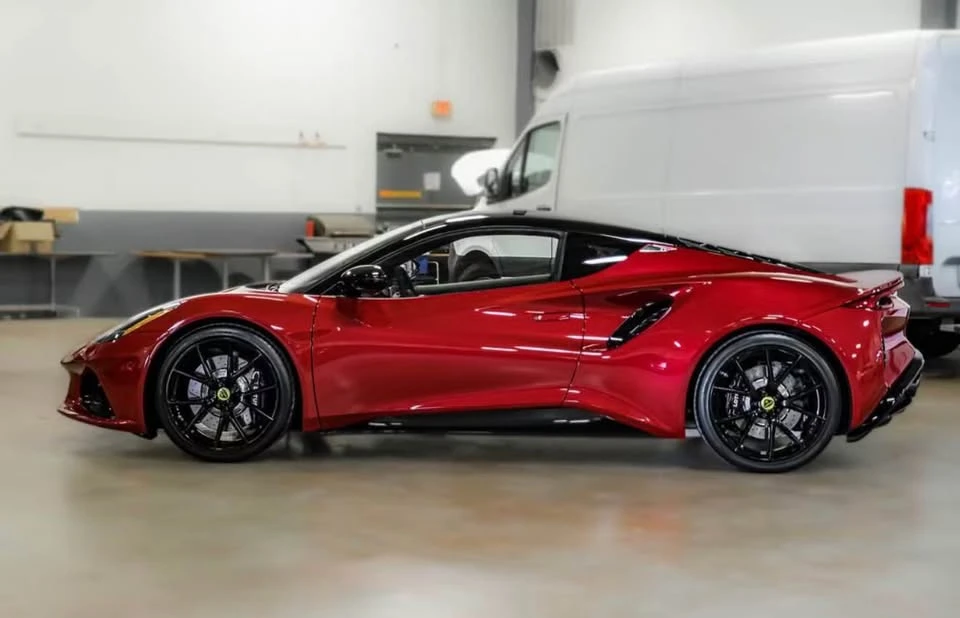 2024 Lotus Emira - Image 6 of 13