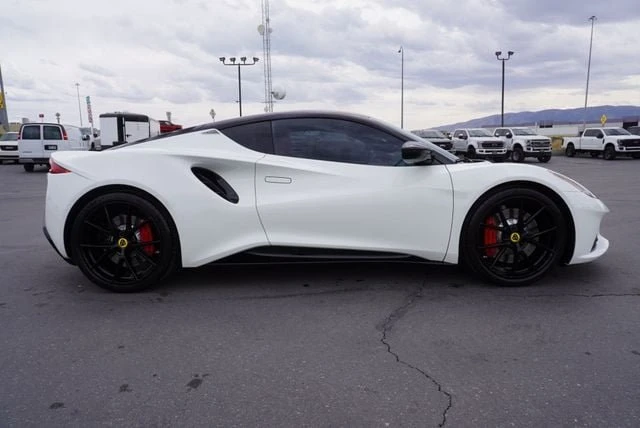 2024 Lotus Emira - Image 12 of 20