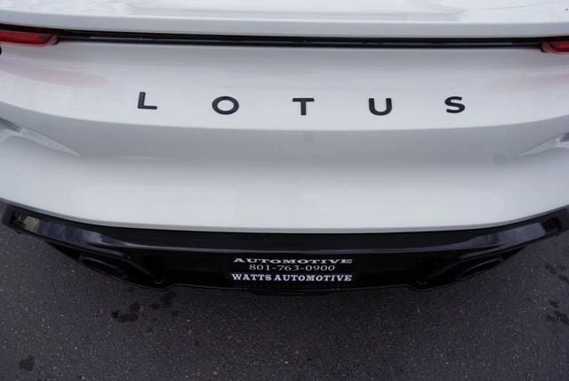2024 Lotus Emira - Image 18 of 20