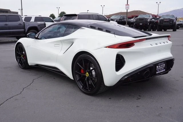 2024 Lotus Emira - Image 9 of 20