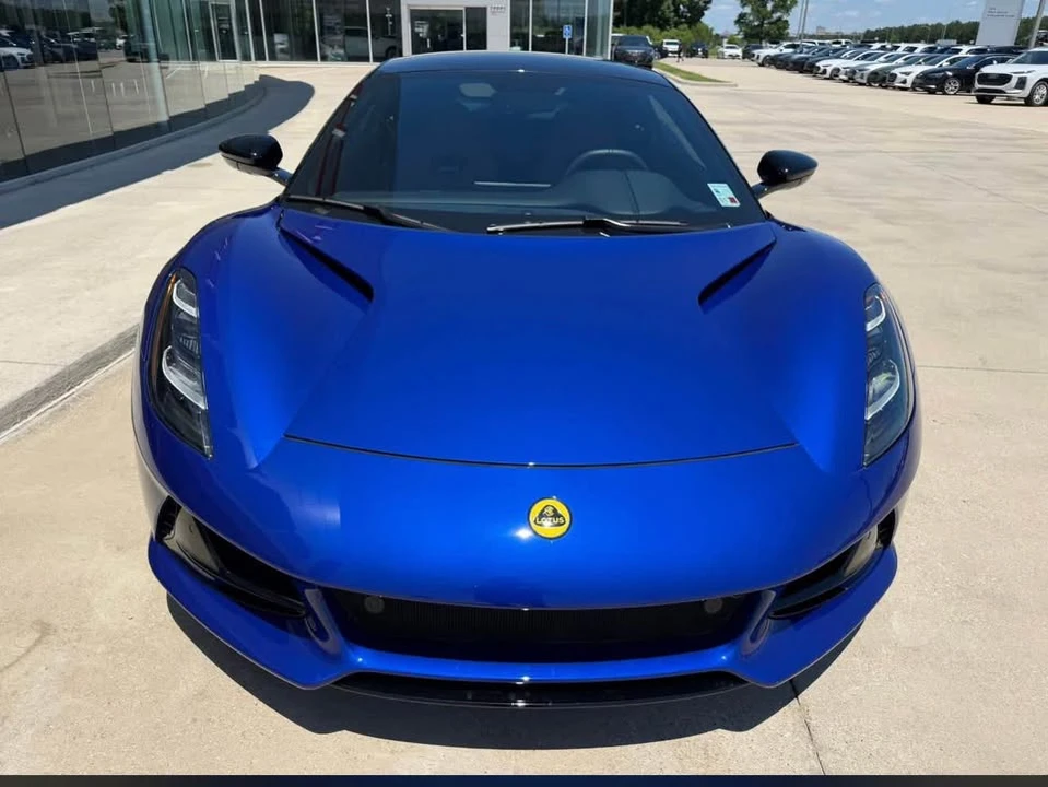 2024 Lotus Emira - Image 3 of 7