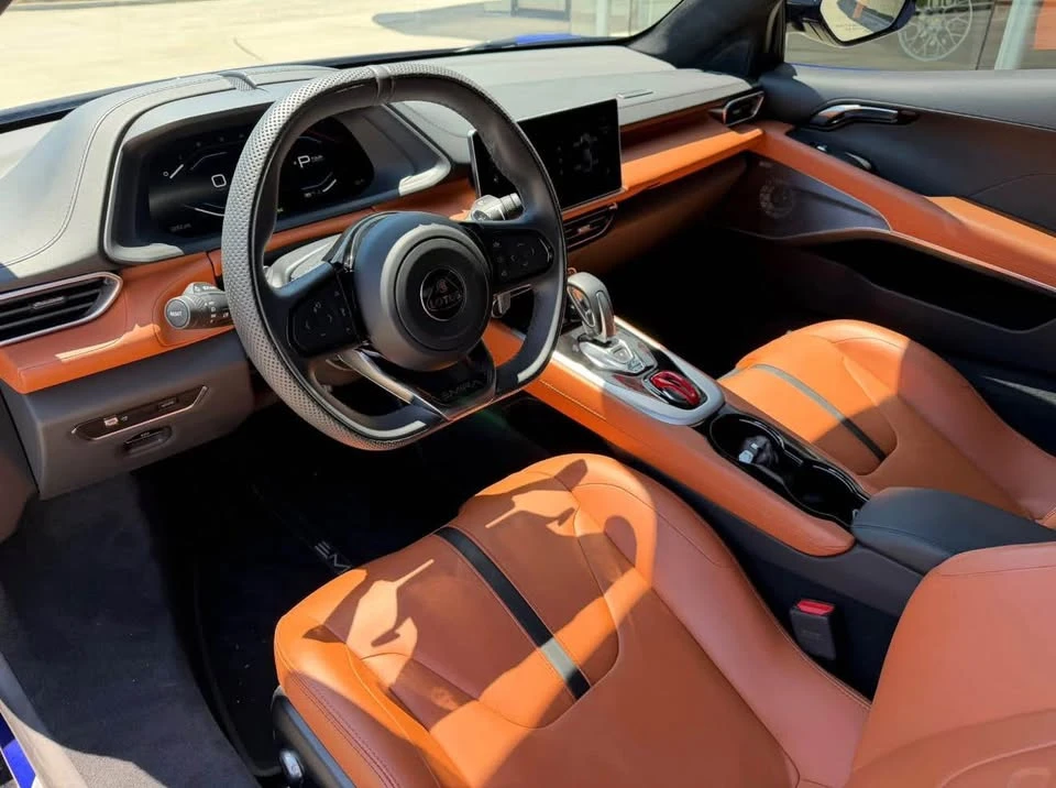 2024 Lotus Emira - Image 6 of 7
