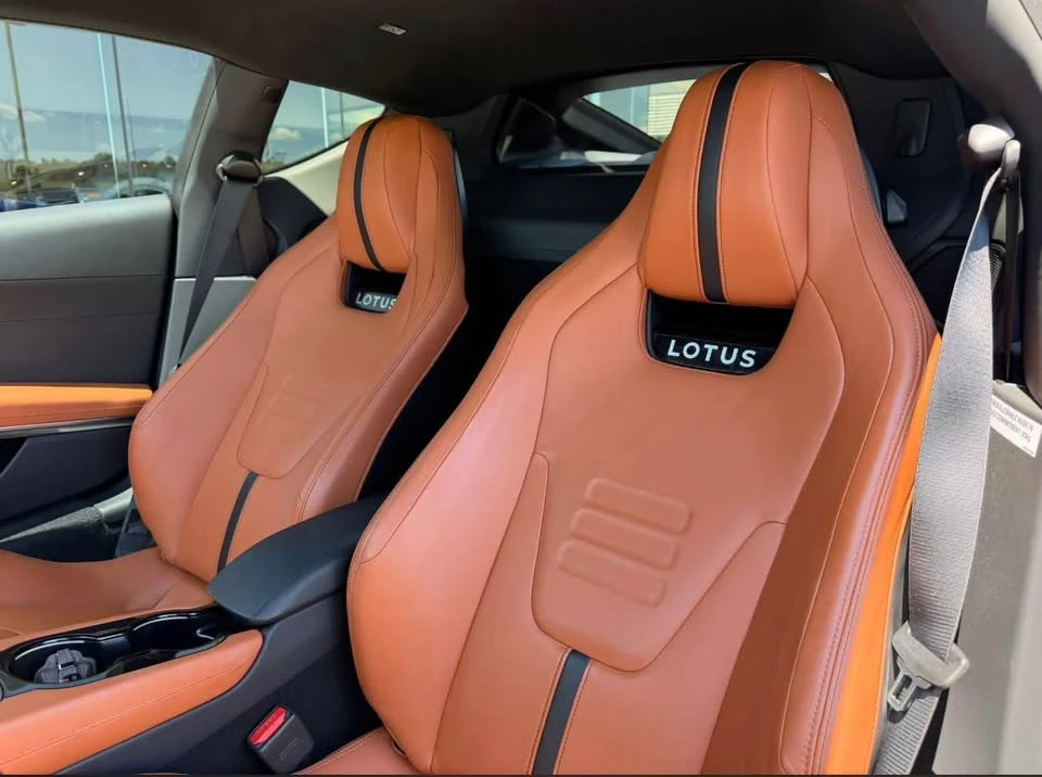 2024 Lotus Emira - Image 7 of 7