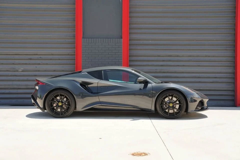 2024 Lotus Emira - Image 6 of 9