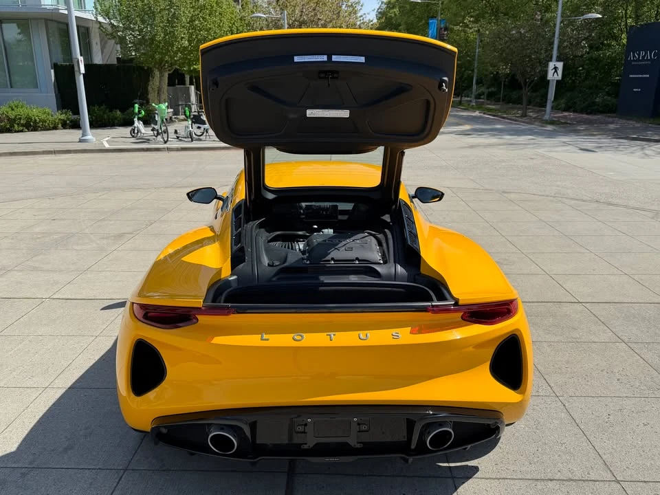 2024 Lotus Emira - Image 20 of 20