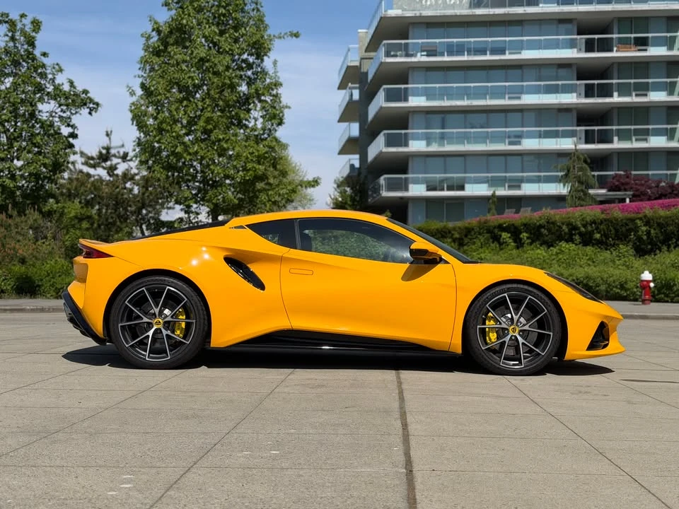2024 Lotus Emira - Image 4 of 20