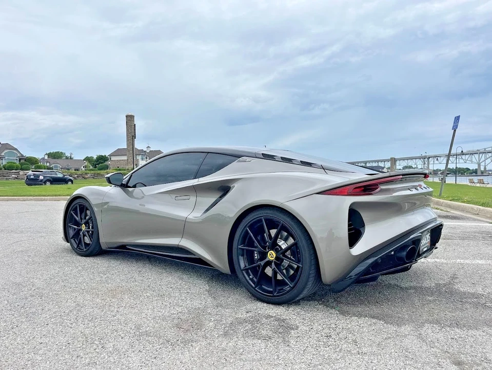 2024 Lotus Emira - Image 5 of 21