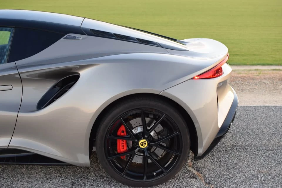 2024 Lotus Emira - Image 6 of 18