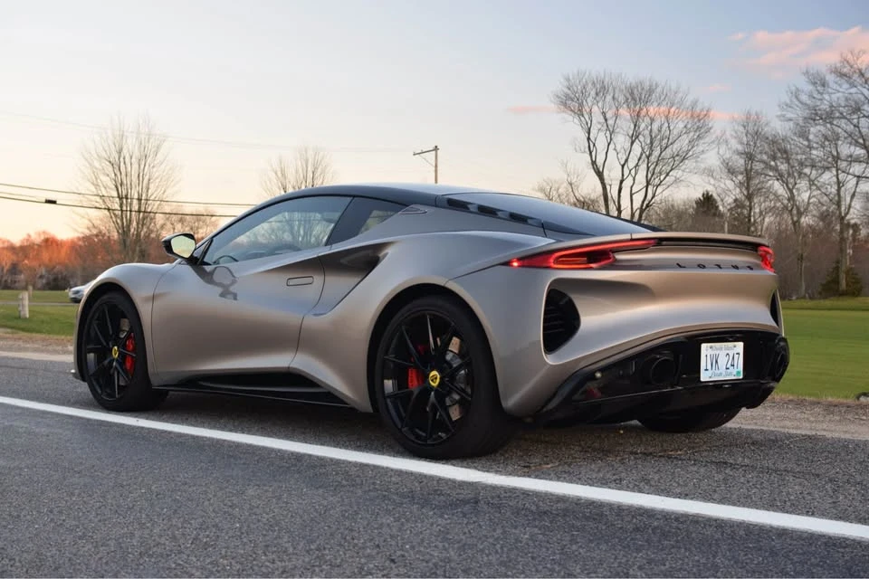 2024 Lotus Emira - Image 2 of 18