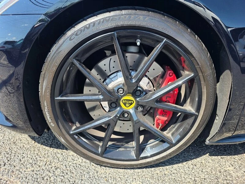 2024 Lotus Emira - Image 19 of 20