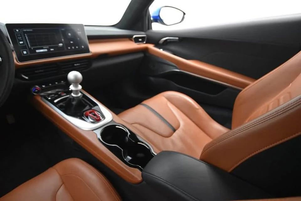 2024 Lotus Emira - Image 14 of 16