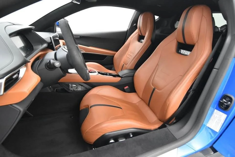 2024 Lotus Emira - Image 11 of 16