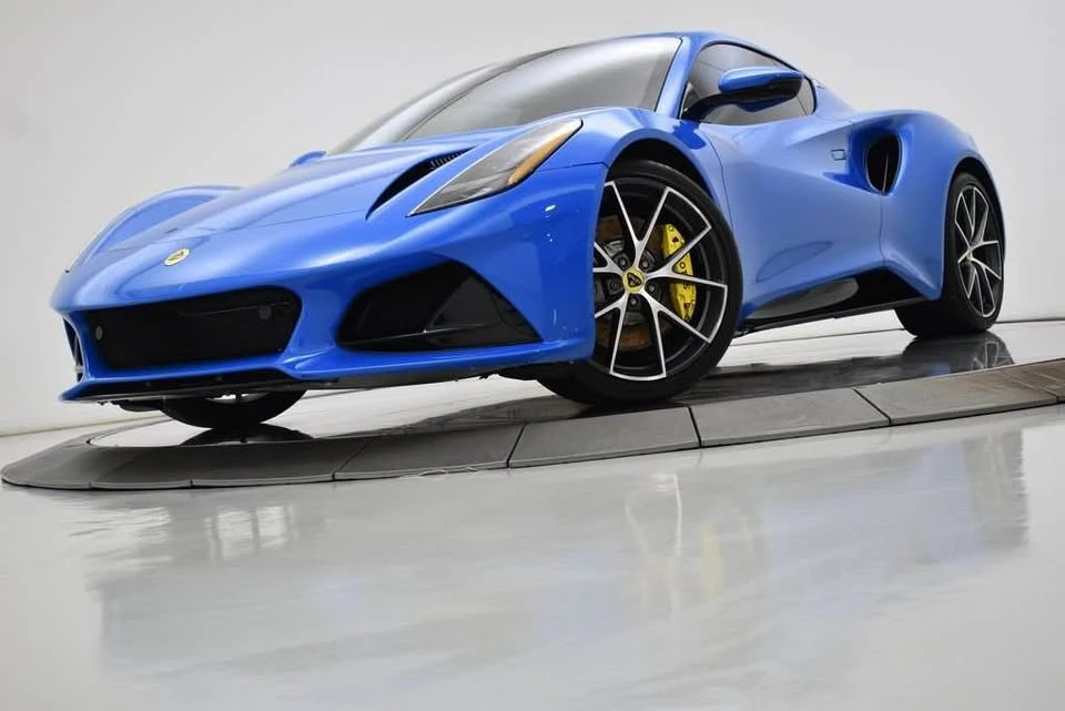 2024 Lotus Emira - Image 2 of 16