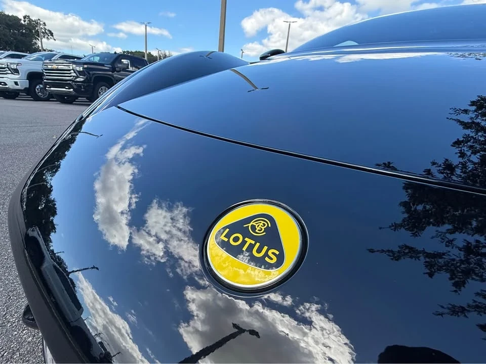 2024 Lotus Emira - Image 3 of 10