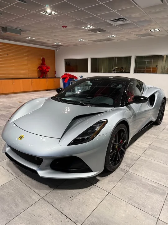 2024 Lotus Emira - Image 7 of 19