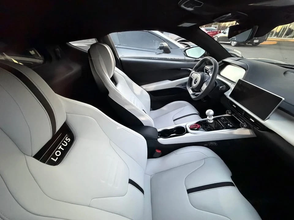 2024 Lotus Emira - Image 7 of 7