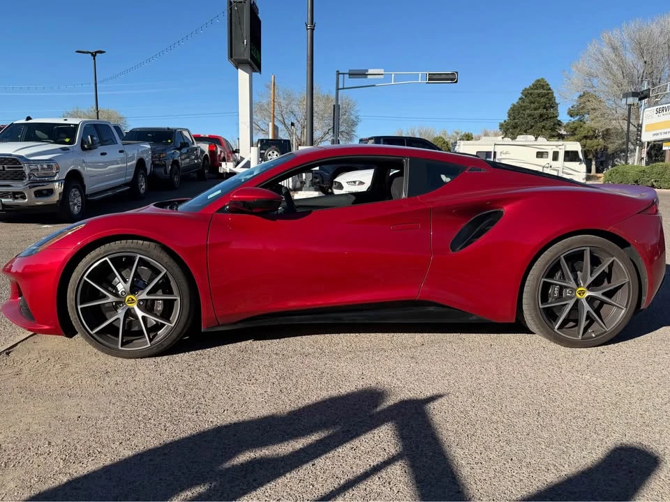 2024 Lotus Emira - Image 3 of 17