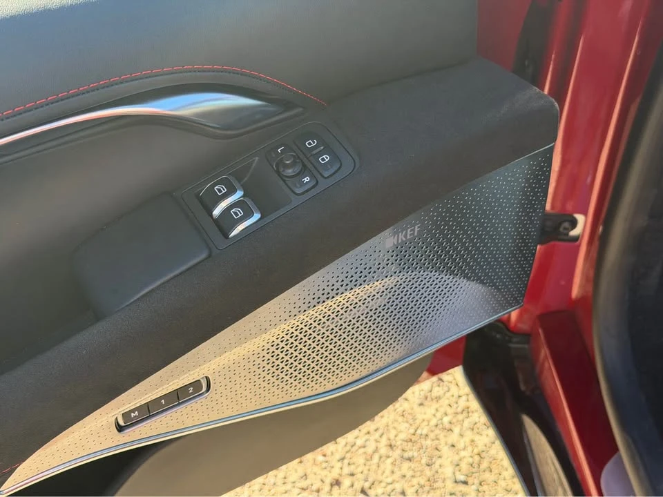 2024 Lotus Emira - Image 15 of 17