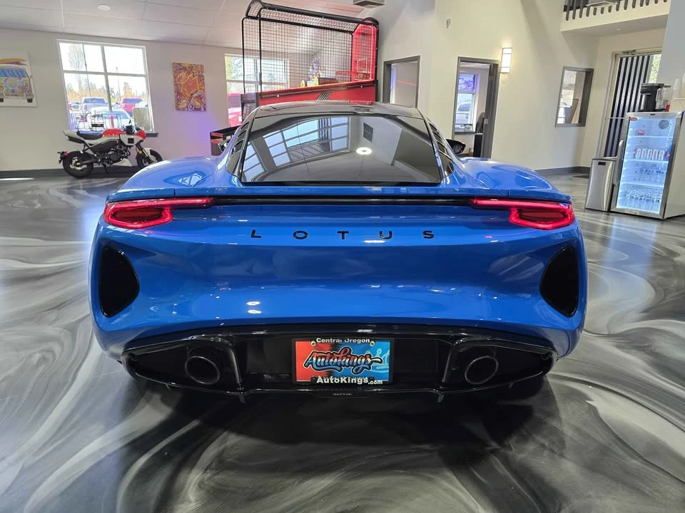 2024 Lotus Emira - Image 3 of 19
