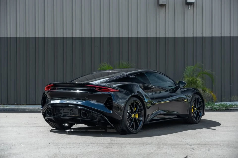 2024 Lotus Emira - Image 5 of 20