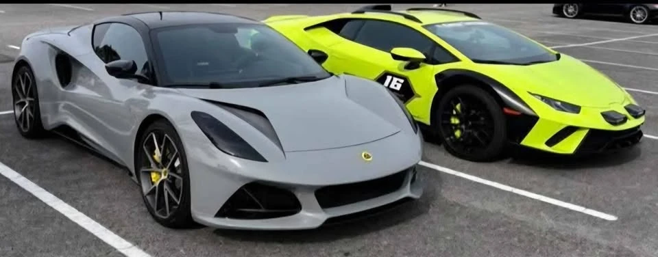 2024 Lotus Emira - Image 14 of 19