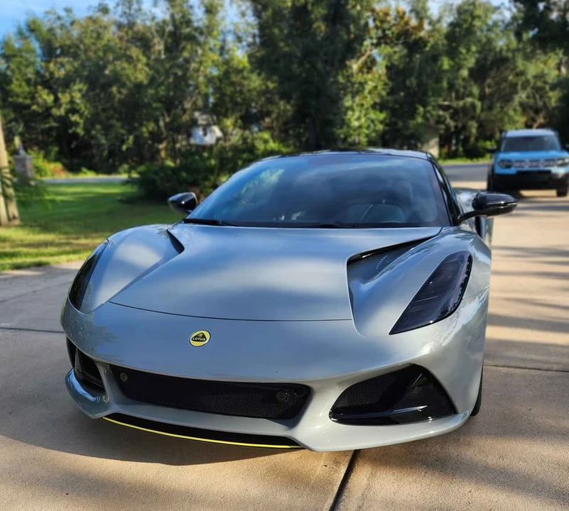 2024 Lotus Emira - Image 7 of 19