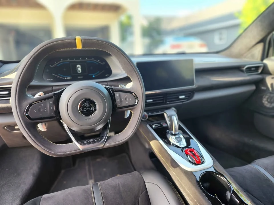 2024 Lotus Emira - Image 10 of 19
