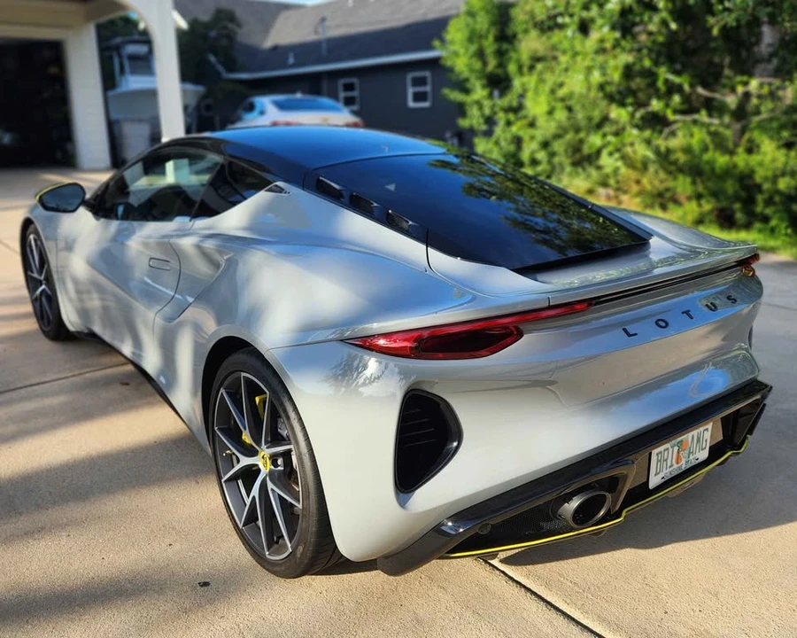2024 Lotus Emira - Image 4 of 19