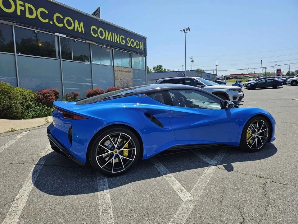 2024 Lotus Emira - Image 4 of 10