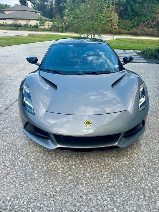 2024 Lotus Emira - Image 4 of 12