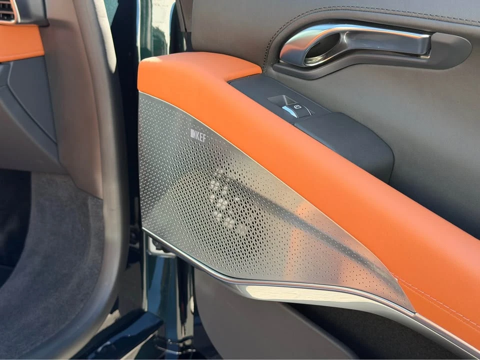 2024 Lotus Emira - Image 13 of 18