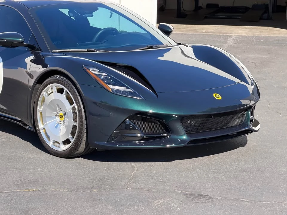 2024 Lotus Emira - Image 5 of 18