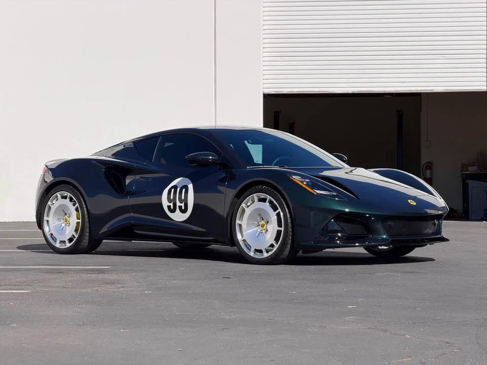 2024 Lotus Emira - Image 4 of 19