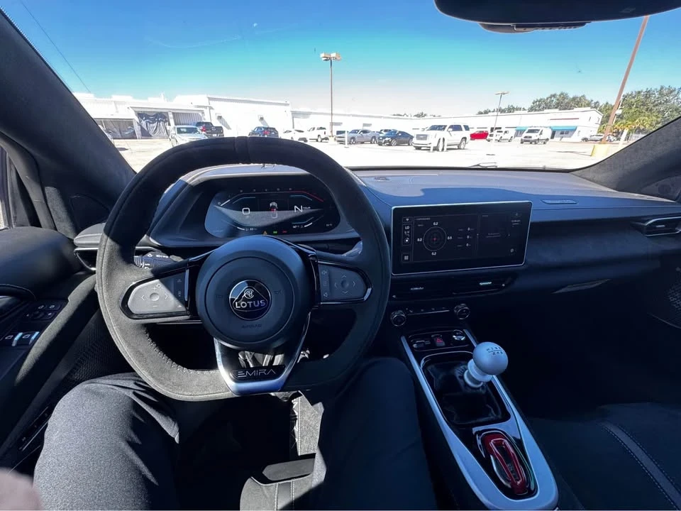 2024 Lotus Emira - Image 7 of 10