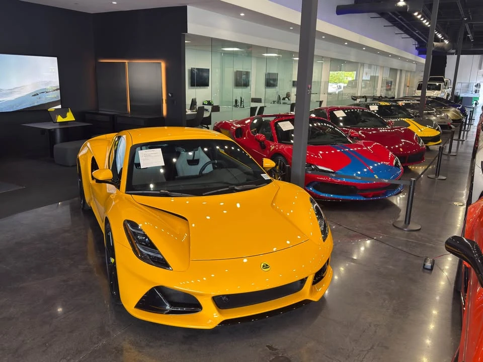 2024 Lotus Emira - Image 2 of 12
