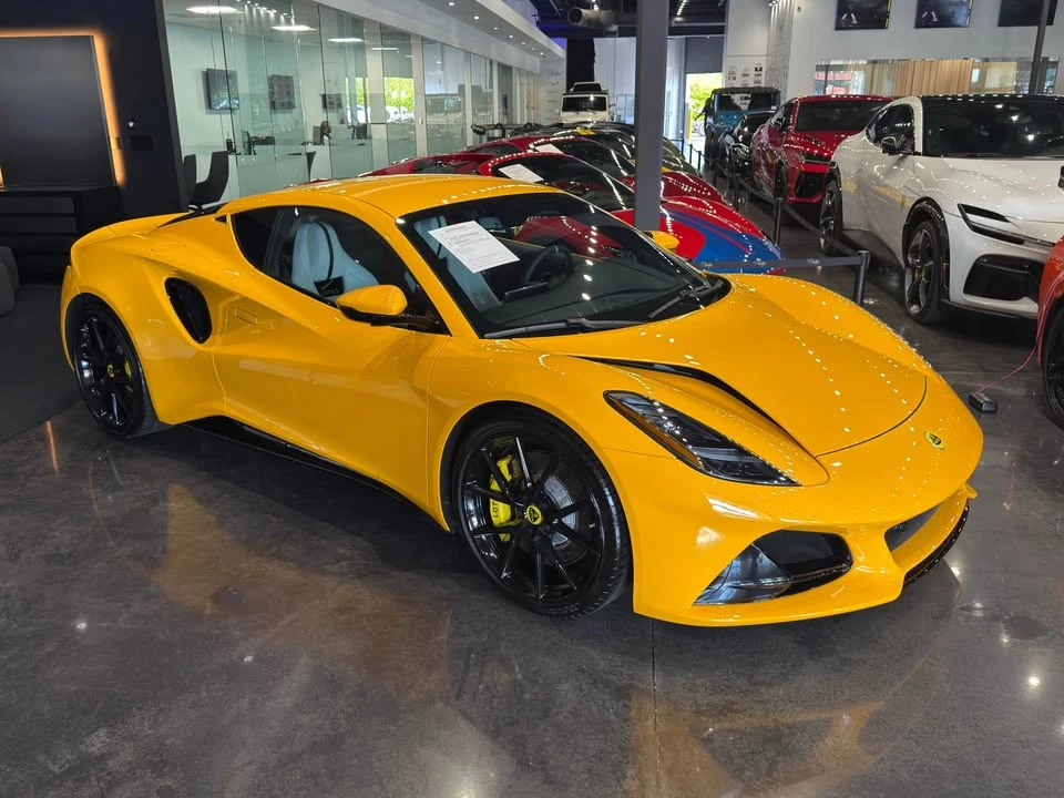 2024 Lotus Emira - Image 3 of 12