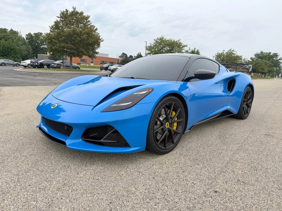 2024 Lotus Emira - Image 9 of 13