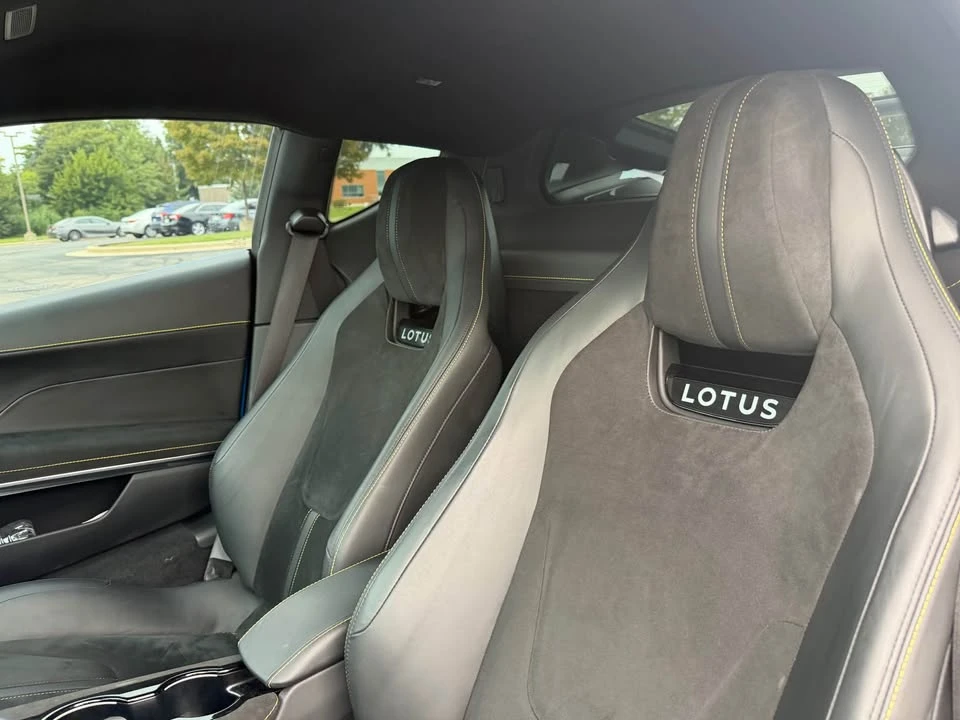 2024 Lotus Emira - Image 13 of 13