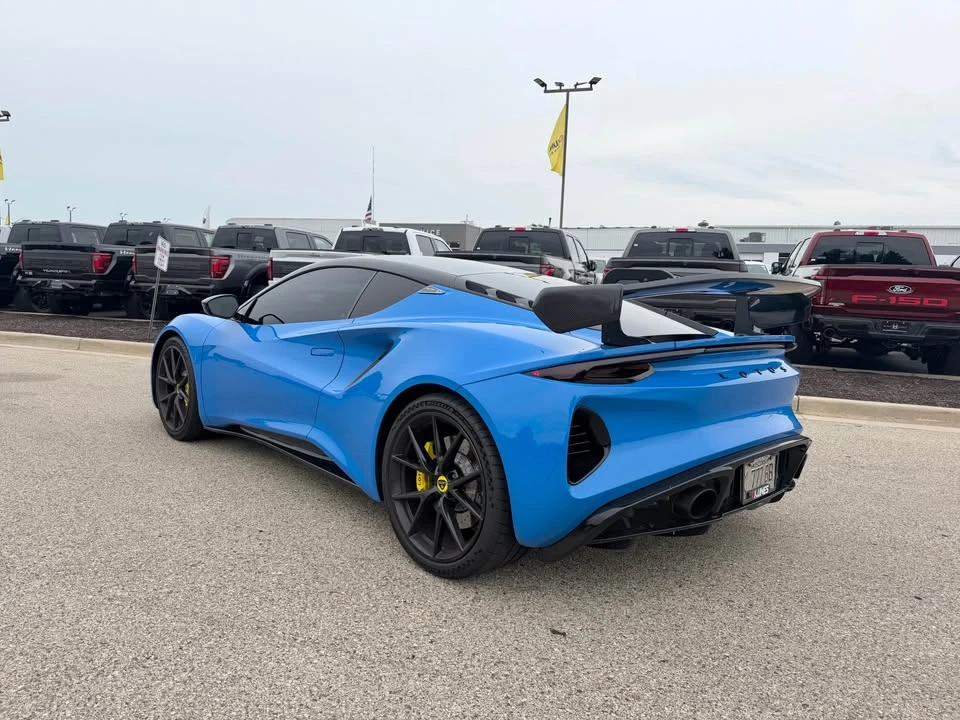 2024 Lotus Emira - Image 7 of 13