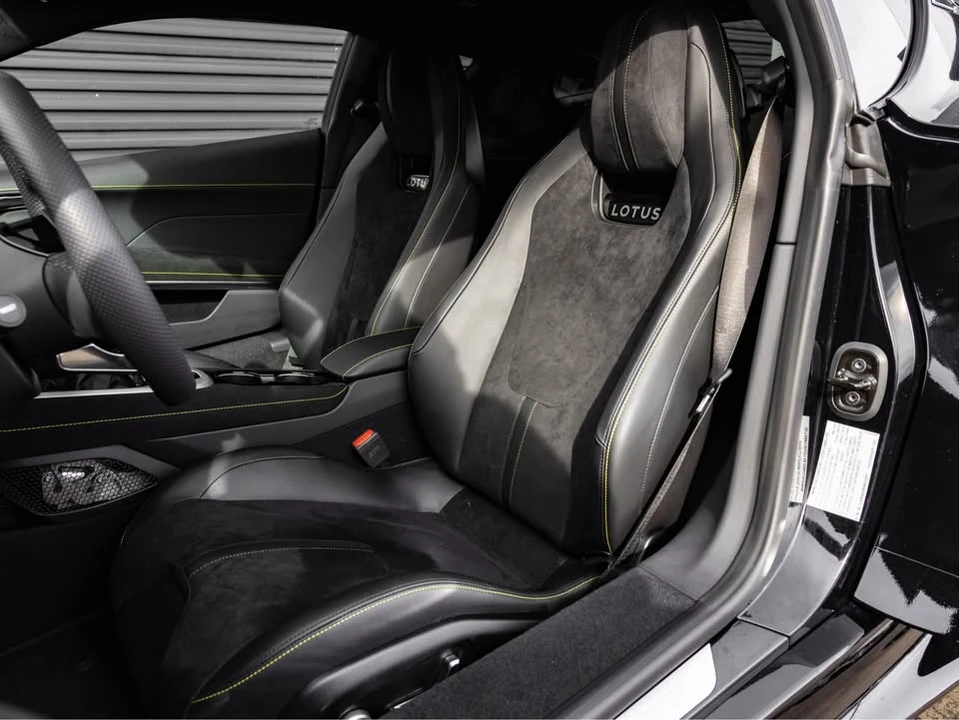 2024 Lotus Emira - Image 9 of 13
